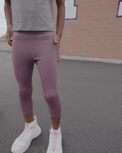 A group of young girls wearing Everyway kids activewear. Featuring All Day Leggings and Longline Crops